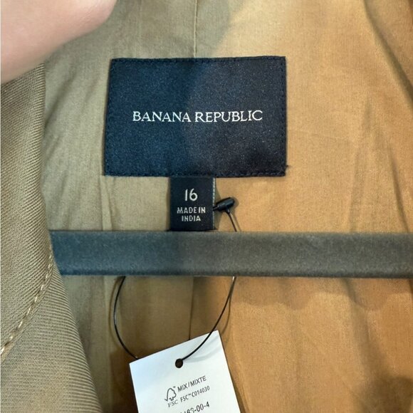 Banana Republic Voyage Belted Trench Jacket Khaki - Picture 7 of 14